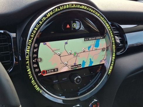 Used 2022 MINI Cooper S image 17