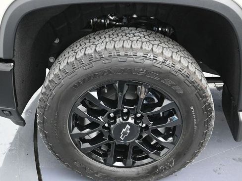 New 2026 Chevrolet Silverado 2500 Custom w/ Custom Value Package image 10