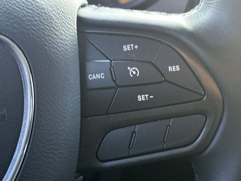 Used 2023 Dodge Challenger SXT image 21