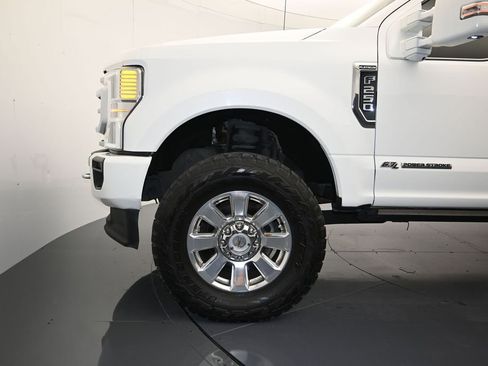 Used 2022 Ford F250 Platinum AWD/4WD image 9