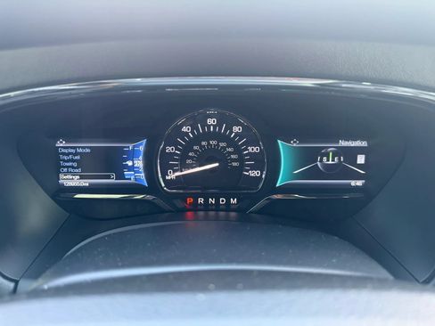 Used 2015 Lincoln Navigator 4WD image 45