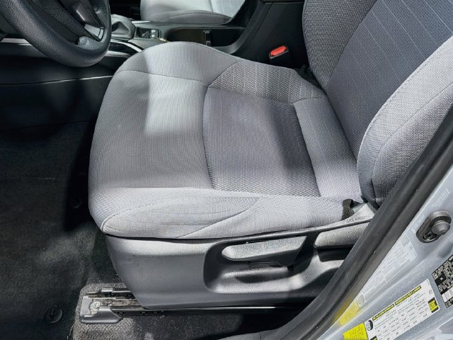 Used 2024 Toyota Corolla Cross AWD Hybrid image 14