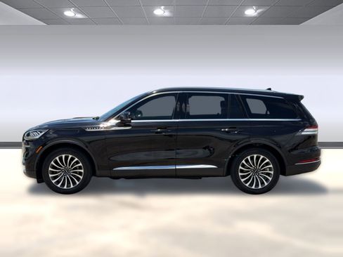 Used 2022 Lincoln Aviator Reserve w/ Elements Package Plus RWD image 2