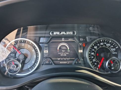 Used 2022 RAM 1500 Big Horn AWD/4WD image 14