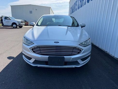Used 2017 Ford Fusion S FWD image 3