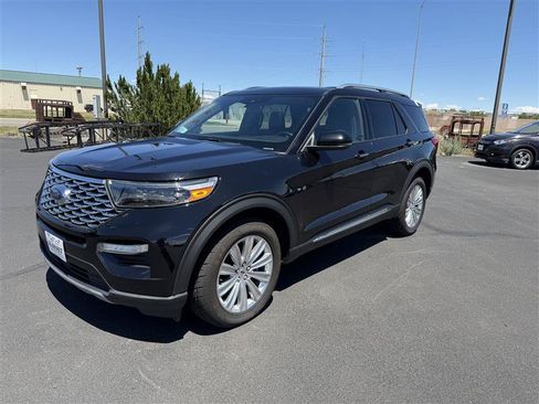 Used 2020 Ford Explorer Limited w/ Class III Trailer Tow Package AWD/4WD image 4