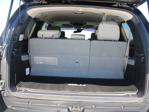 Used 2020 Toyota Sequoia Platinum AWD/4WD image 18