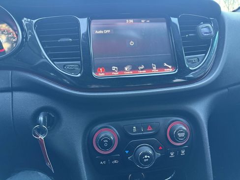 Used 2015 Dodge Dart SXT image 32