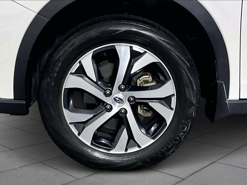 Used 2020 Subaru Outback Touring w/ Popular Package #2 image 10