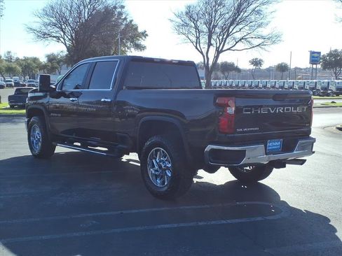 Used 2025 Chevrolet Silverado 2500 LT w/ Safety Package image 10