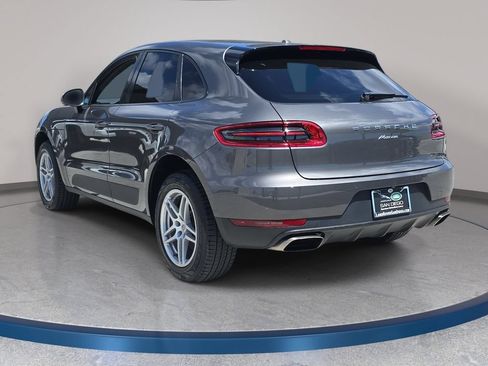 Used 2018 Porsche Macan AWD/4WD image 8