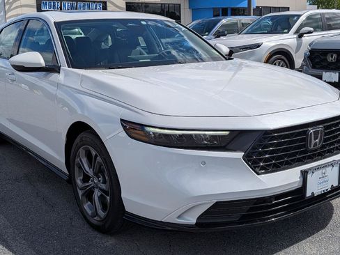 Certified 2025 Honda Accord EX-L image 4