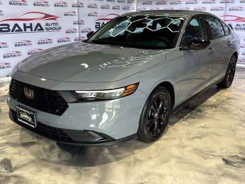 Used 2025 Honda Accord SE image 54