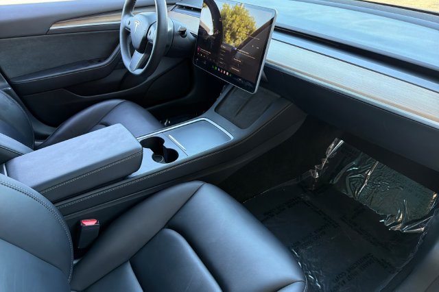Used 2023 Tesla Model 3 Standard Range RWD image 18