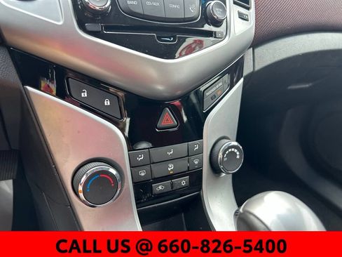 Used 2014 Chevrolet Cruze LT FWD image 18