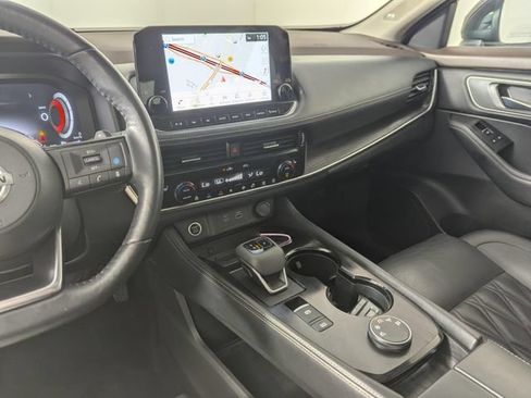 Used 2021 Nissan Rogue Platinum AWD/4WD image 14