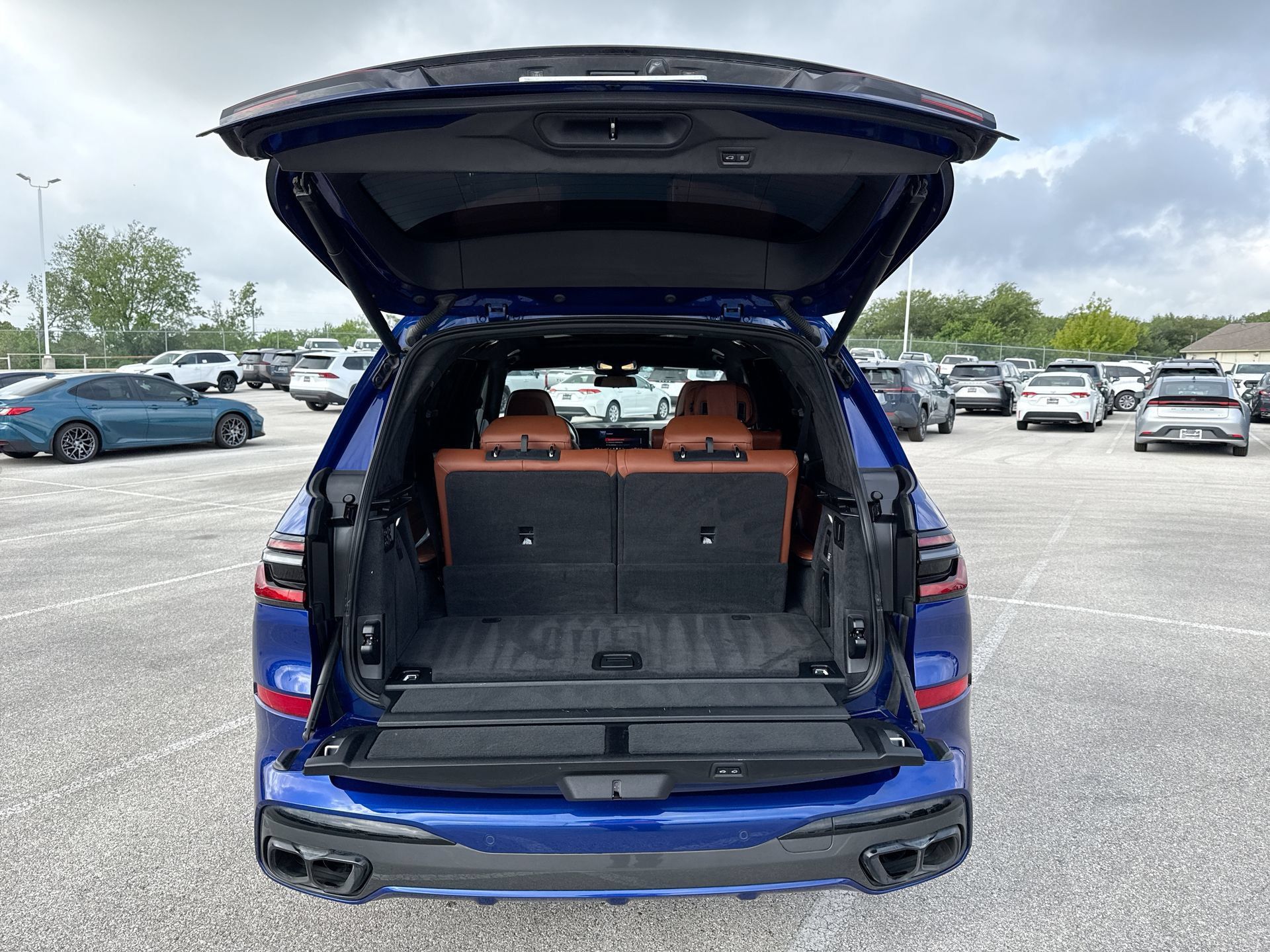 Used 2024 BMW X7 M60i w/ Executive Package AWD/4WD image 20