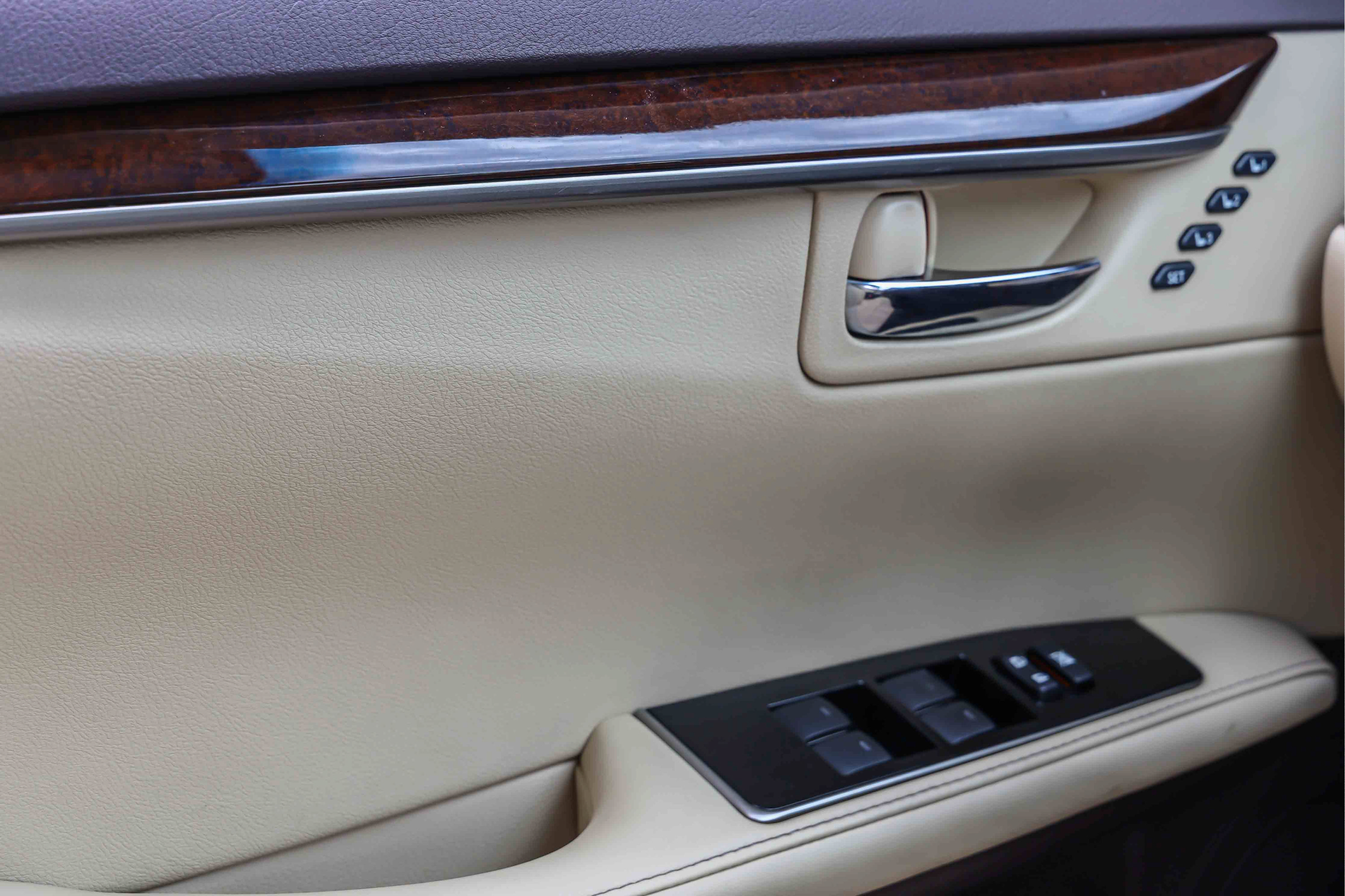 Used 2017 Lexus ES 350 w/ Navigation System Package FWD image 15