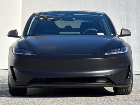 Used 2024 Tesla Model 3 Performance image 9