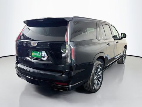 Used 2022 Cadillac Escalade ESV Sport Platinum RWD image 10