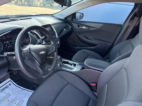Used 2020 Chevrolet Malibu LT image 12