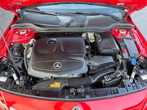Used 2018 Mercedes-Benz GLA 250 4MATIC image 49