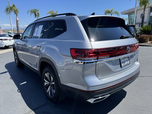 Used 2024 Volkswagen Atlas SE FWD image 9