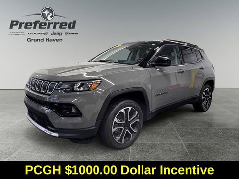 Used 2022 Jeep Compass Limited image 10