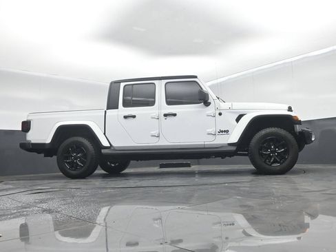 Used 2021 Jeep Gladiator Sport AWD/4WD image 50