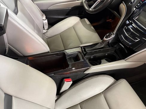 Used 2017 Cadillac XTS Luxury w/ Driver Awareness Package FWD image 38