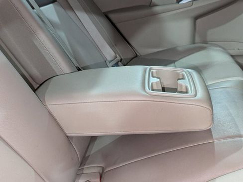 Used 2012 Toyota Camry XLE image 27