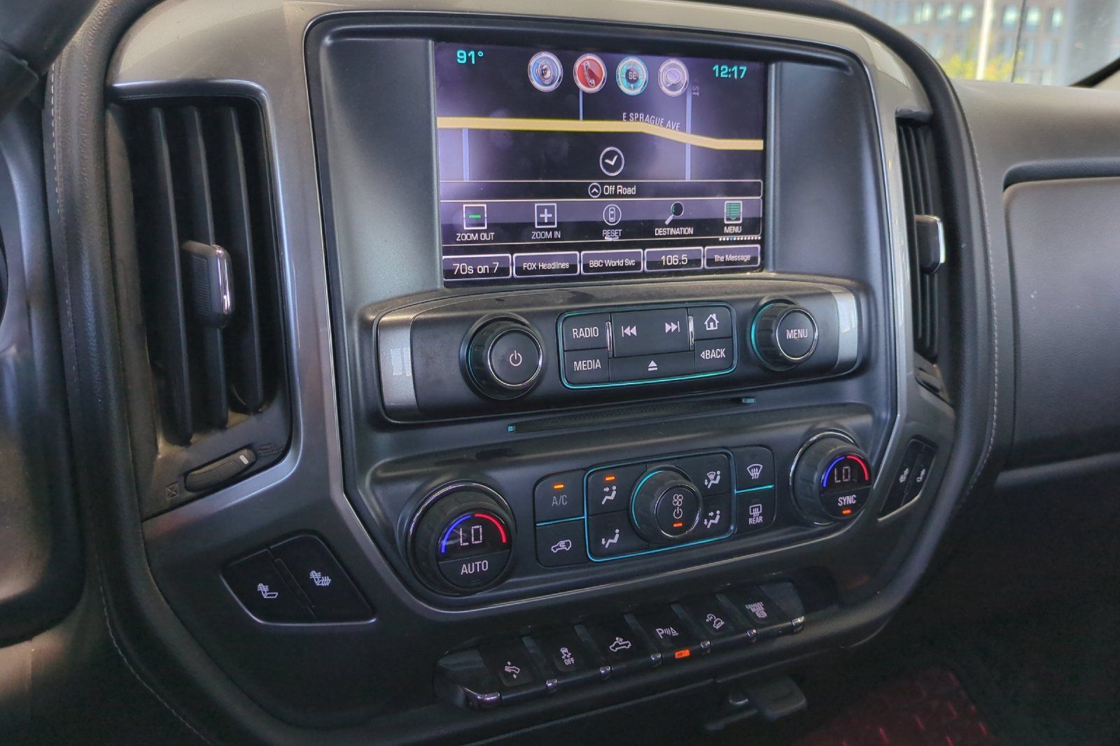 Used 2018 Chevrolet Silverado 2500 LTZ w/ Duramax Plus Package AWD/4WD image 27