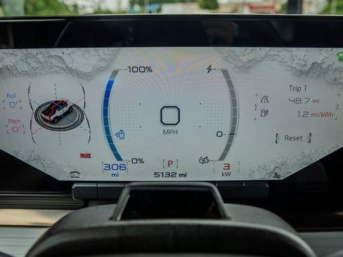 Used 2025 GMC Hummer EV 3X AWD/4WD image 9