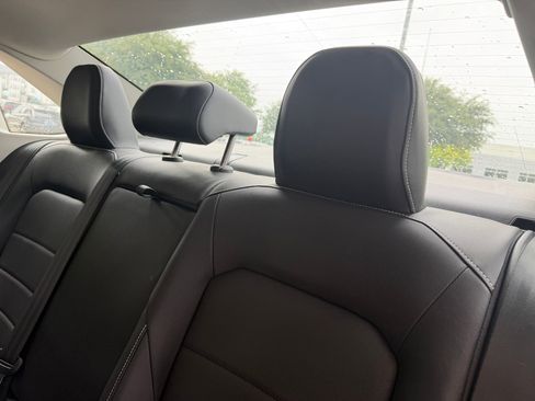 Certified 2024 Volkswagen Jetta SE FWD image 25