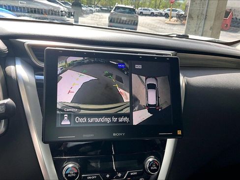 Used 2018 Nissan Murano SL w/ Moonroof Package AWD/4WD image 9