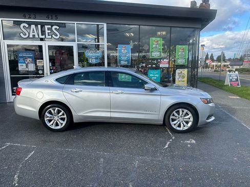 Used 2017 Chevrolet Impala LT image 4