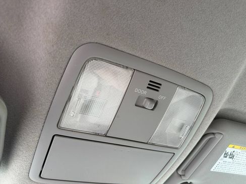 Used 2012 Toyota RAV4 4WD w/ Value Pkg image 20