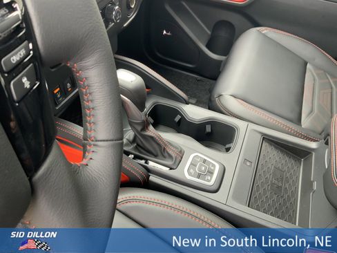 New 2026 Nissan Frontier PRO-4X w/ Pro Premium Package image 8