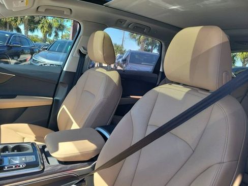 Certified 2025 Audi Q7 3.0T Premium Plus w/ Premium Plus Package image 16