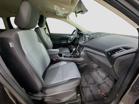 Used 2019 Ford Escape SE image 34