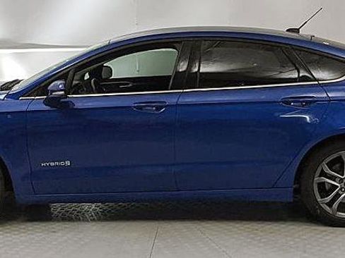 Used 2017 Ford Fusion SE w/ Equipment Group 601A image 5