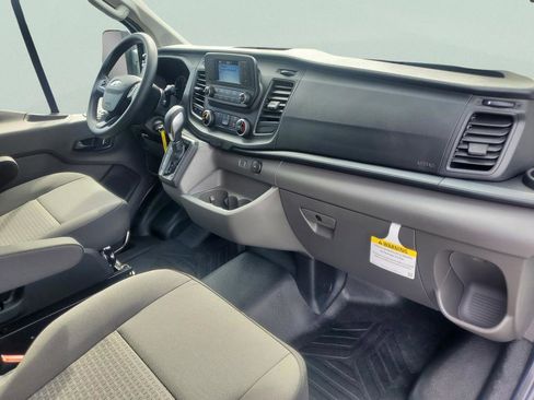 New 2025 Ford Transit 250 Low Roof image 21