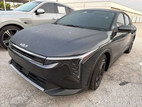 Certified 2025 Kia K4 EX FWD image 10