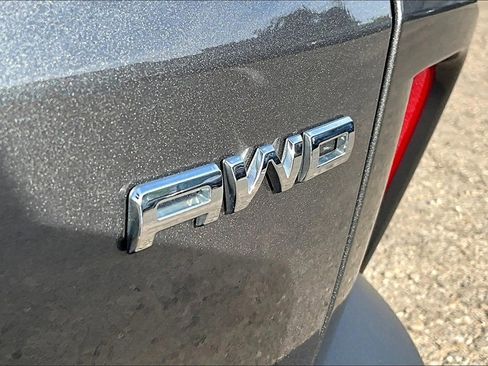 Certified 2022 Ford Escape S image 8