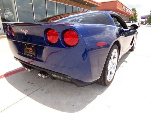 Used 2007 Chevrolet Corvette Coupe RWD image 5