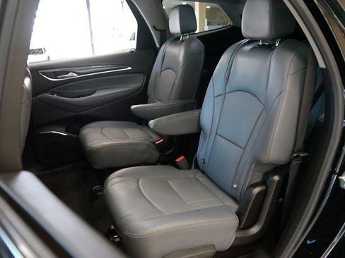 Used 2020 Buick Enclave Essence w/ Sound and Sites Package AWD/4WD image 46