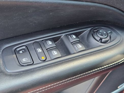 Used 2020 Jeep Compass High Altitude AWD/4WD image 19