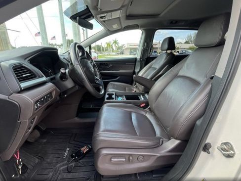 Used 2018 Honda Odyssey EX-L image 12