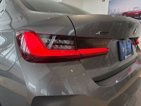 Used 2025 BMW 330i xDrive Sedan w/ M Sport Package image 8