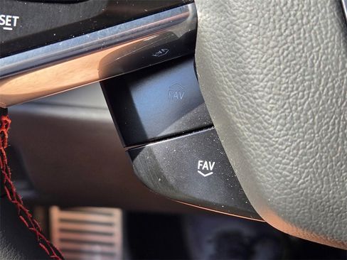 Used 2021 Chevrolet Corvette Stingray Preferred Cpe w/ Z51 Performance Package image 26